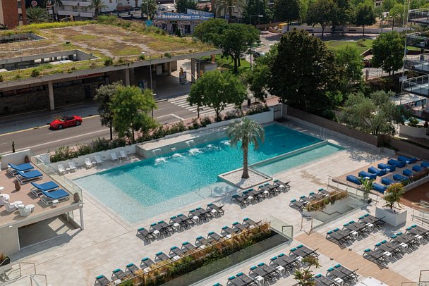 L'Azure - Blickbeispiel Poolblick (Zimmercodierungen DBP & DSP)