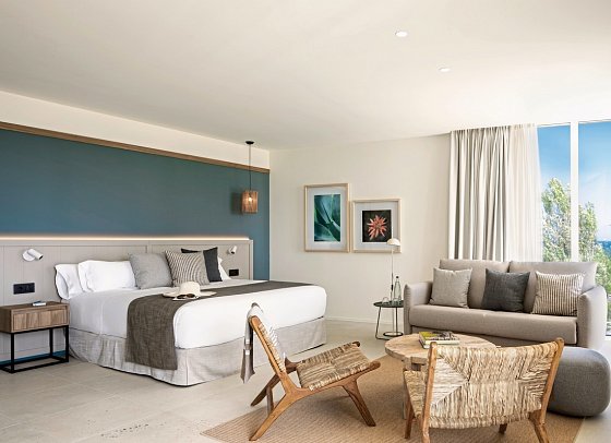 Atzavara Hotel & Spa - Wohnbeispiel Juniorsuite Poolblick (Zimmercodierung JBP)