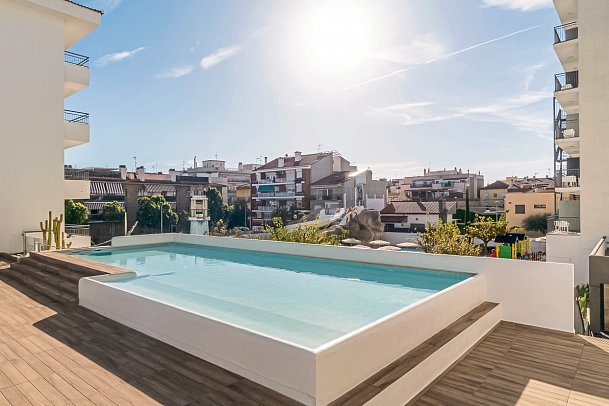 FERGUS Club Pineda Splash