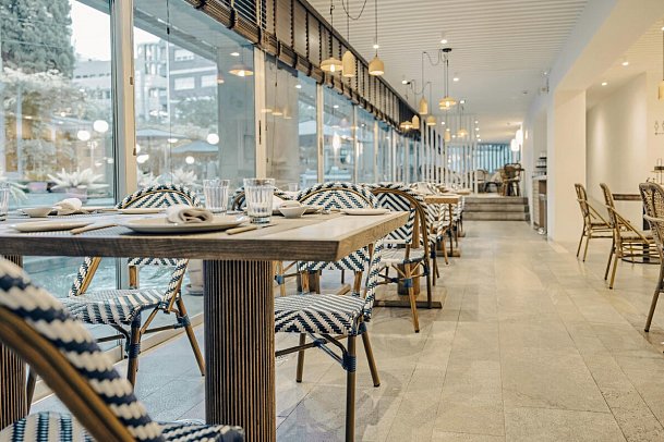 Hospes Palacio de los Patos, a Member of Design Hotels