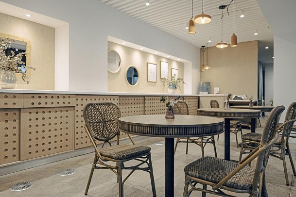Hospes Palacio de los Patos, a Member of Design Hotels