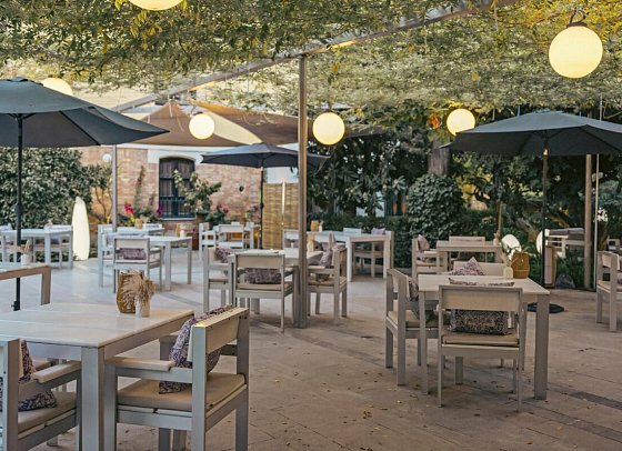 Hospes Palacio de los Patos, a Member of Design Hotels