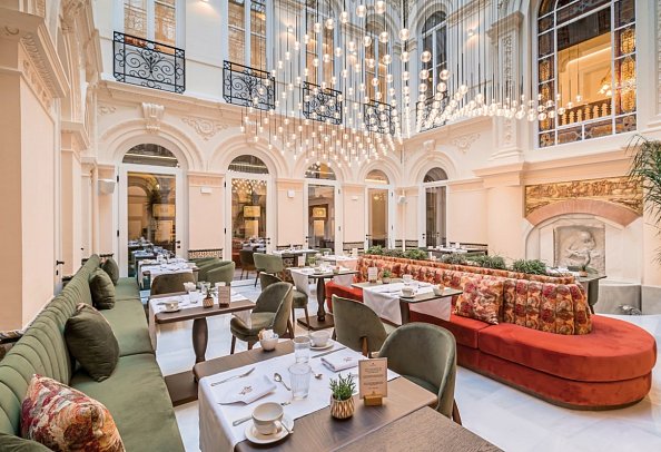 Palacio Gran Via, a Royal Hideaway Hotel - Patio