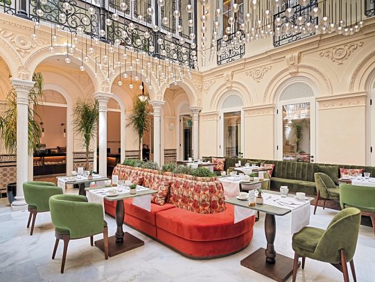 Palacio Gran Via, a Royal Hideaway Hotel - Patio