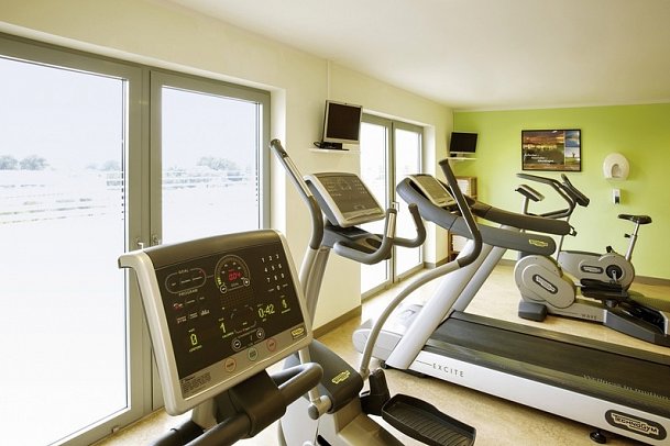 elaya hotel hamburg finkenwerder