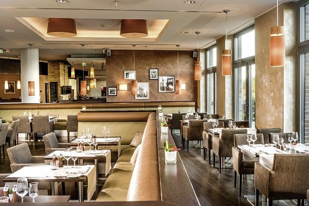 elaya hotel hamburg finkenwerder