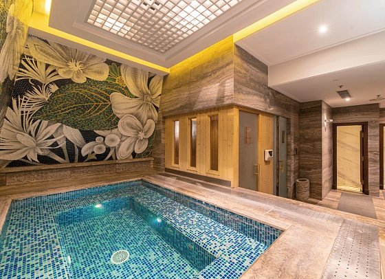 The Lapis Hotel