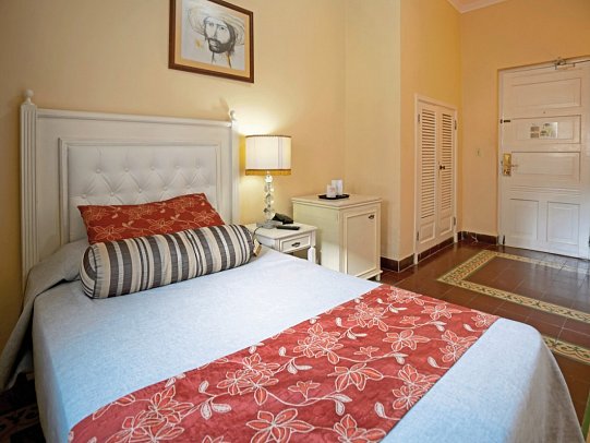 Inglaterra - Wohnbeispiel Double without Balcony (Zimmercodierung DB1)