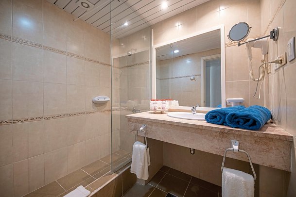 Blau Arenal Habana Beach - Zimmercodierungen US1, USG & US2