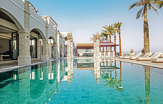 Grecotel Plaza Beach House