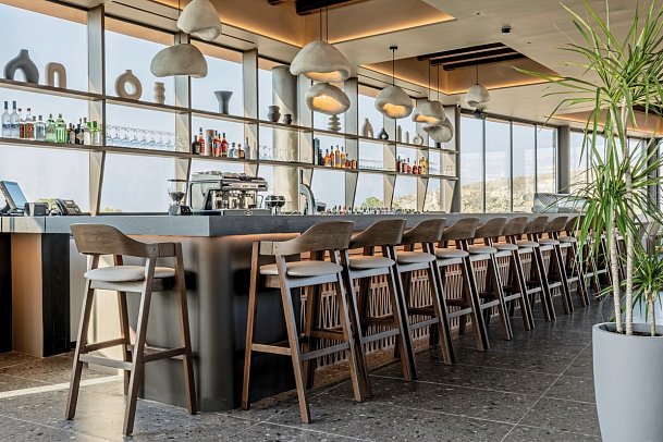 Pnoe Breathing Life - Rooftop Bar Uranos