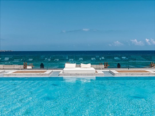 Abaton Island Resort & Spa