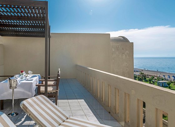 Aquila Rithymna Beach - Wohnbeispiel Suite Deluxe Meerblick (Zimmercodierung WDM)