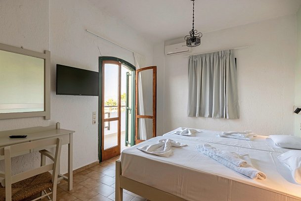 Paloma Garden & Corina - Zimmercodierung DB1