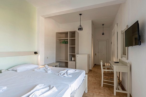 Paloma Garden & Corina - Zimmercodierung DB1