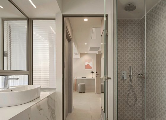 Creta Star - Beispiel Bad Juniorsuite (Zimmercodierungen JBG, JBM & JBN)