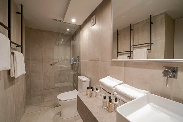 Sol by Mélia Marina Beach Crete - Badbeispiel (Zimmercodierung FB1)