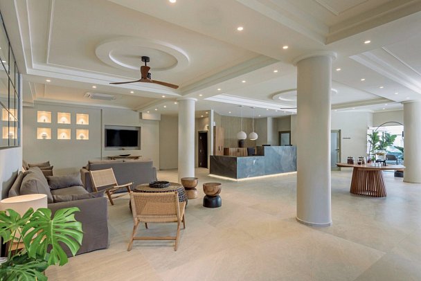 Zeus Hotels Neptuno Beach