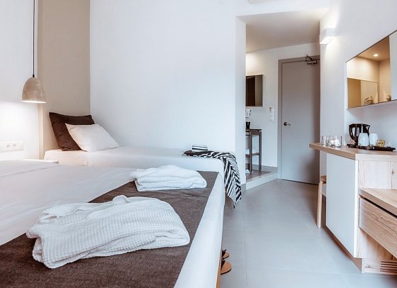 Zeus Hotels Neptuno Beach - Wohnbeispiel Doppelzimmer Superior seitl. Meerblick (Zimmercodierung DSN)