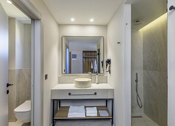 Zeus Hotels Neptuno Beach - Zimmercodierung DMN