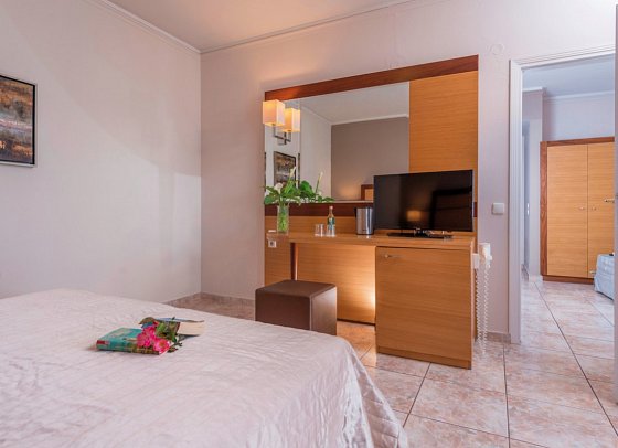 Athina Palace Resort&Spa