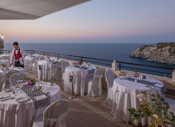 Athina Palace Resort&Spa