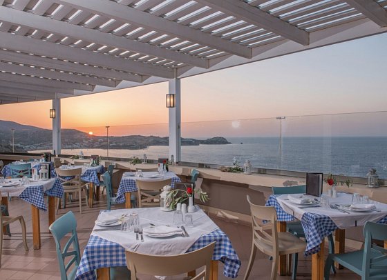 Athina Palace Resort&Spa