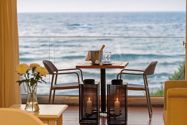 Alexander Beach Hotel & Village Resort - Zimmercodierung DSO