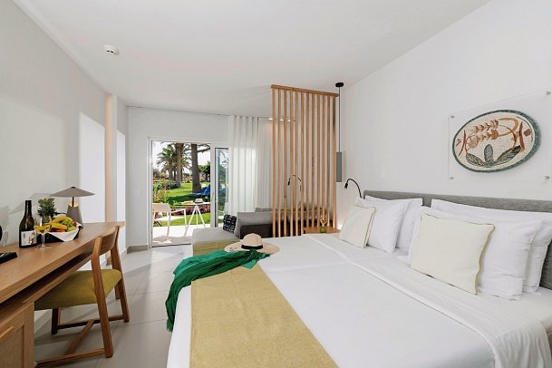 Anissa Beach - Wohnbeispiel Doppelzimmer Komfort Gartenblick (Zimmercodierung DFG)