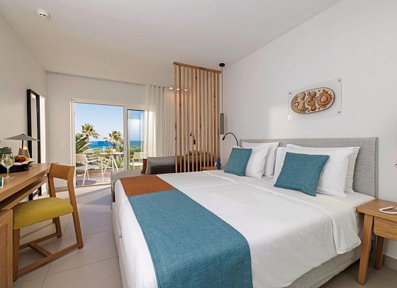 Anissa Beach - Wohnbeispiel Doppelzimmer Komfort Meerblick (Zimmercodierung DFM)