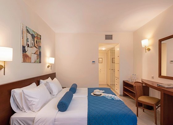 Anissa Beach - Wohnbeipspiel Doppelzimmer (Zimmercodierungen DG1 & DGM)