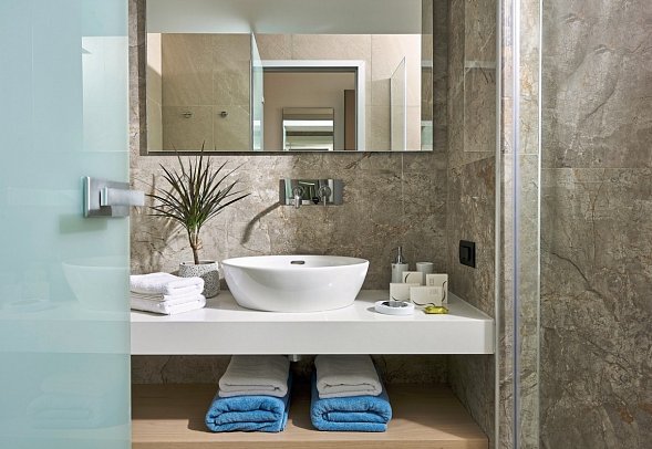 Coriva Beach - Badbeispiel (Zimmercodierung J1M)