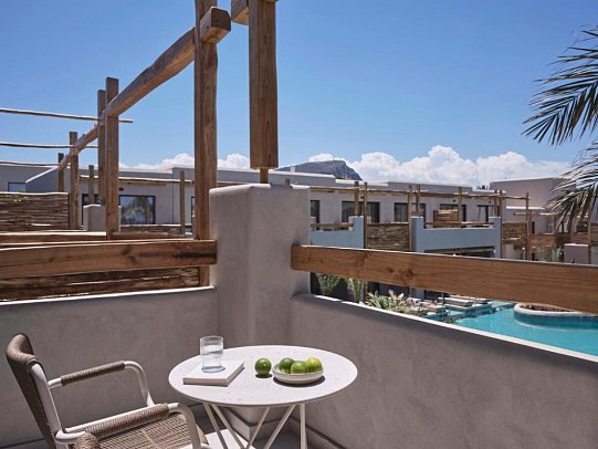 Stella Blue Seaside Resort - Wohnbeispiel Doppelzimmer Deluxe Poolblick (Zimmercodierung DDP)