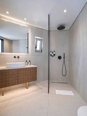 Galaxy Suites Boutique Resort - Badbeispiel (Zimmercodierung JBG)