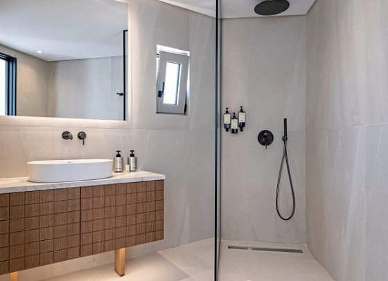 Galaxy Suites Boutique Resort - Badbeispiel (Zimmercodierung JBG)