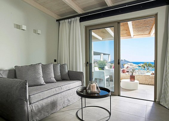 Kakkos Beach - Wohnbeispiel Doppelzimmer Meerblick (Zimmercodierung D2M)