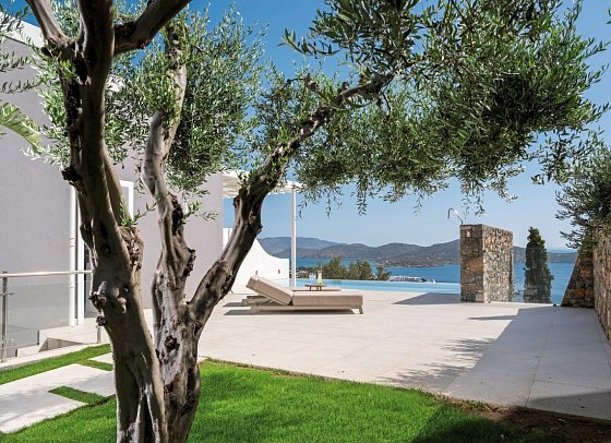 Elounda Gulf Villas - One Bedroom Superior Pool Suite
