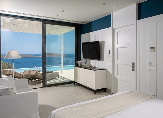 Elounda Gulf Villas - One Bedroom Superior Pool Suite