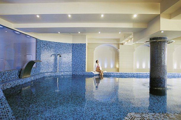 Grand Hotel Holiday Resort