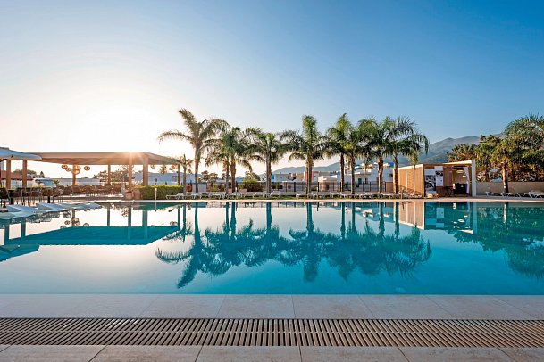 Sentido Kyknos Beach