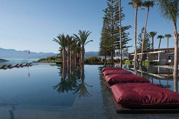 Minos Palace Hotel & Suites