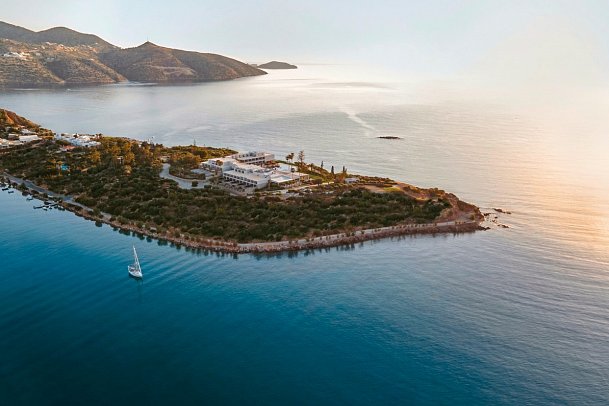 Minos Palace Hotel & Suites