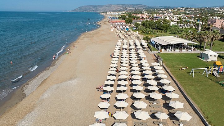 Vantaris Luxury Beach Resort