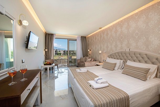Vantaris Luxury Beach Resort - Wohnbeispiel Doppelzimmer Sup. seitl. Meerblick (Zimmercodierung DSN)