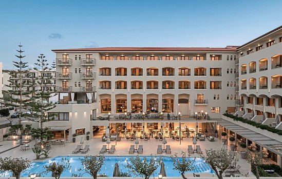 Theartemis Palace