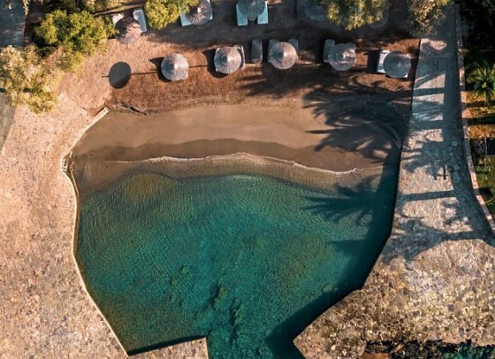 Minos Beach Art