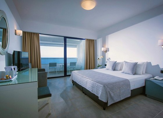 Peninsula Resort & Spa