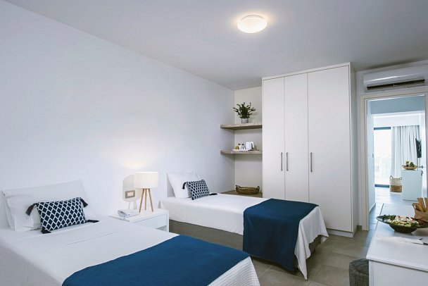 Peninsula Resort & Spa