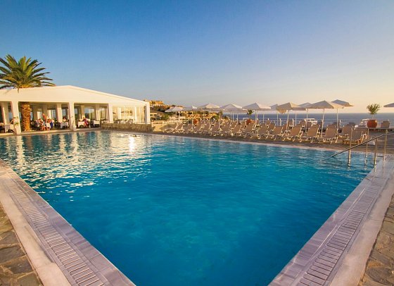 Peninsula Resort & Spa