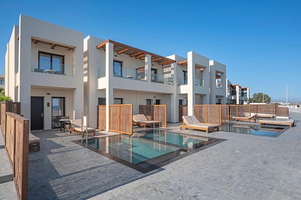OYA Beach Resort - Wohnbeispiel Bungalow Privatpool (Zimmercodierung BBR)